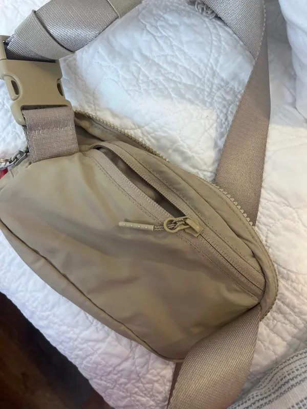 Lululemon Belt Bag - Image 3