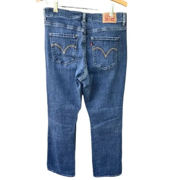 Levi’s size 8(29) L 30 classic boot cut. - Image 2