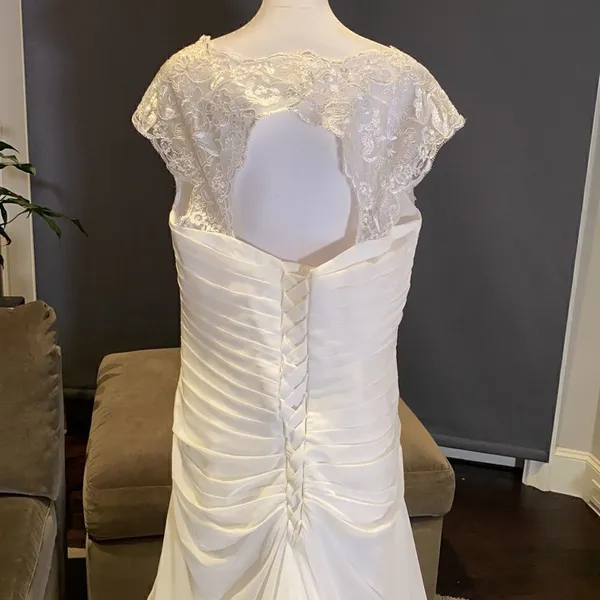 Women’s Chiffon Wedding Dress Corset Back Size 16 NWOT - Image 7