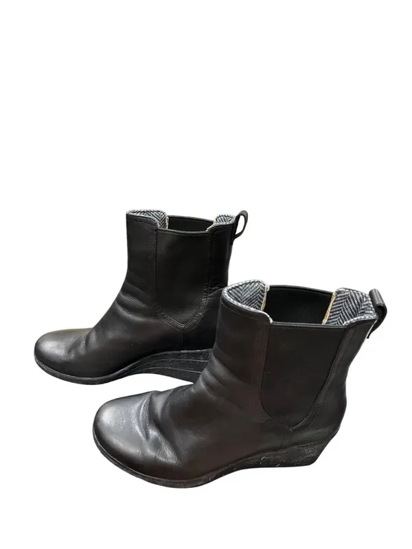 UGG Dupree wms black leather waterproof chelsea wedge ankle boots sz 8 SKU 10769 - Image 4
