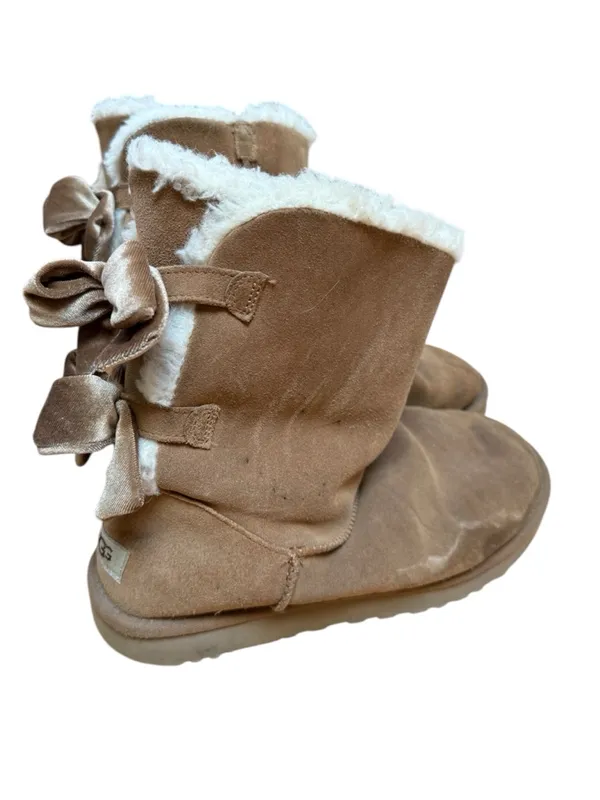 UGG Bailey Bow II Suede Boots in Chestnut - Image 5