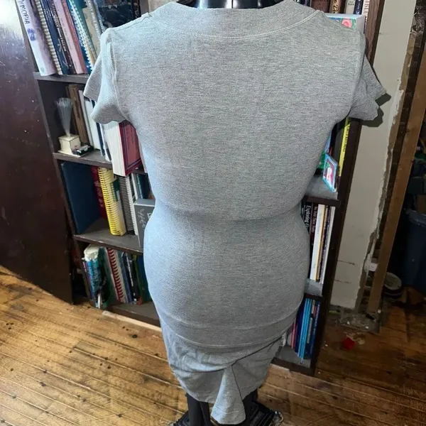 Lululemon Dance pulse heathered gray ribbed 8 tennis dress - Image 3