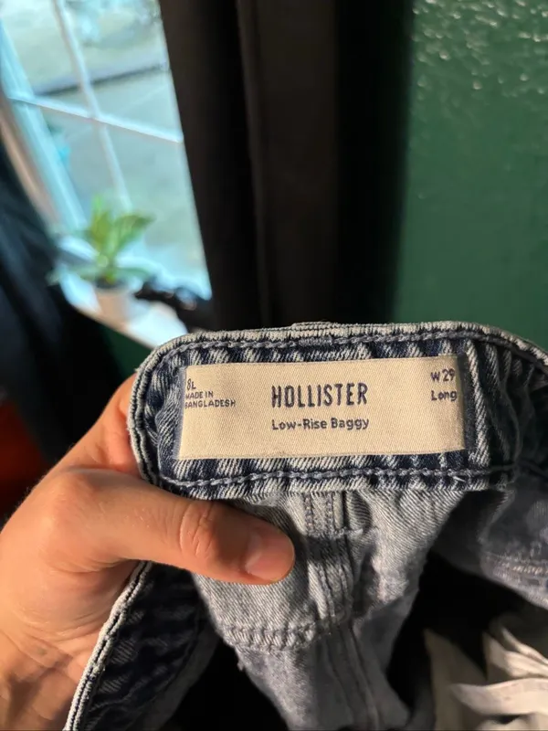 Hollister Low Rise Baggy Denim Jeans Sz 29 - Image 3