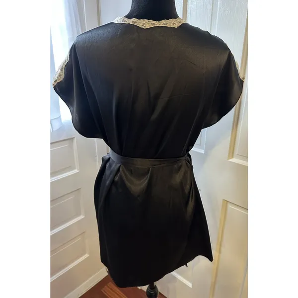 Ambrielle Robe Short Sleeve Black Kimono W/ White Lace Trim Size Large Coquette - Image 2