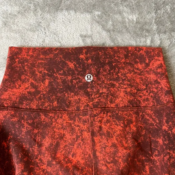 Lululemon Wunder Train High Rise Leggings 25" Denim Wash‎ Print Red Black Size 4 - Image 5