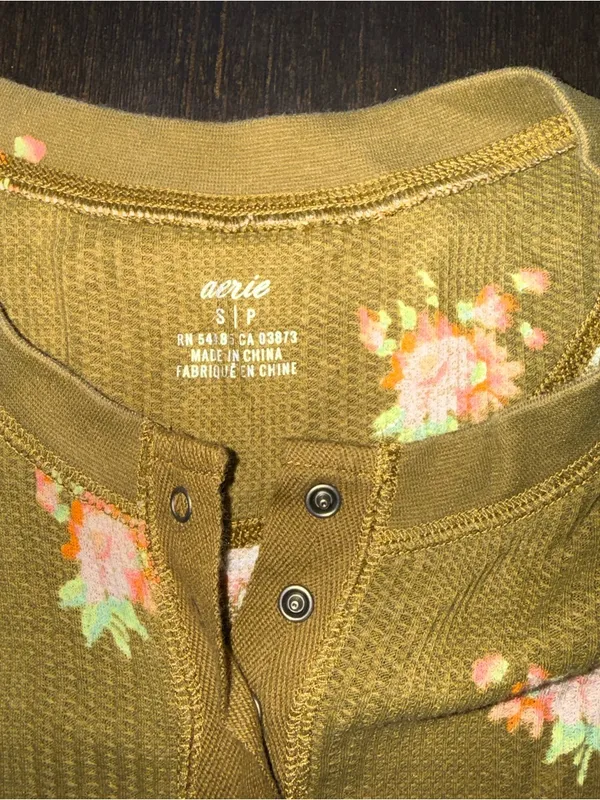 Aerie Olive Floral Waffle Knit Henley Top Cottagecore Boho Long Sleeve Thermal - Image 5