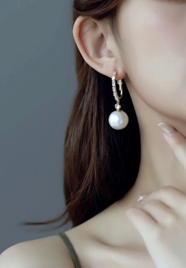 Elegant White Pearl Drop Dangle Earrings for Women - Image 4