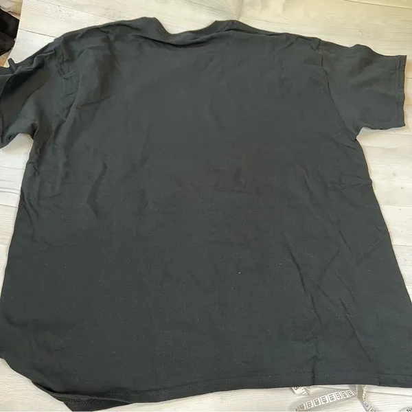 Fresh Tango Live Life Out of Bounds Anime Graphic T-Shirt Gildan Size XL Black - Image 3