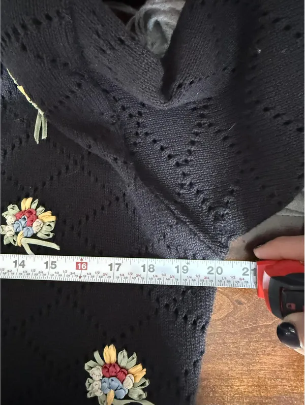 Susan Bristol Petites Hand Embroidered Black Knit Cardigan Sweater Medium - Image 7
