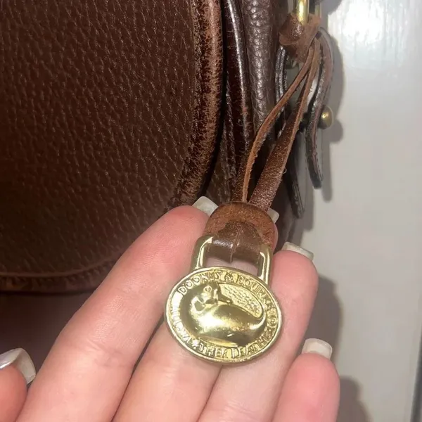 ✨Vintage Dooney & Bourke Awl Leather Compartment Flap Brown Bag✨ - Image 7