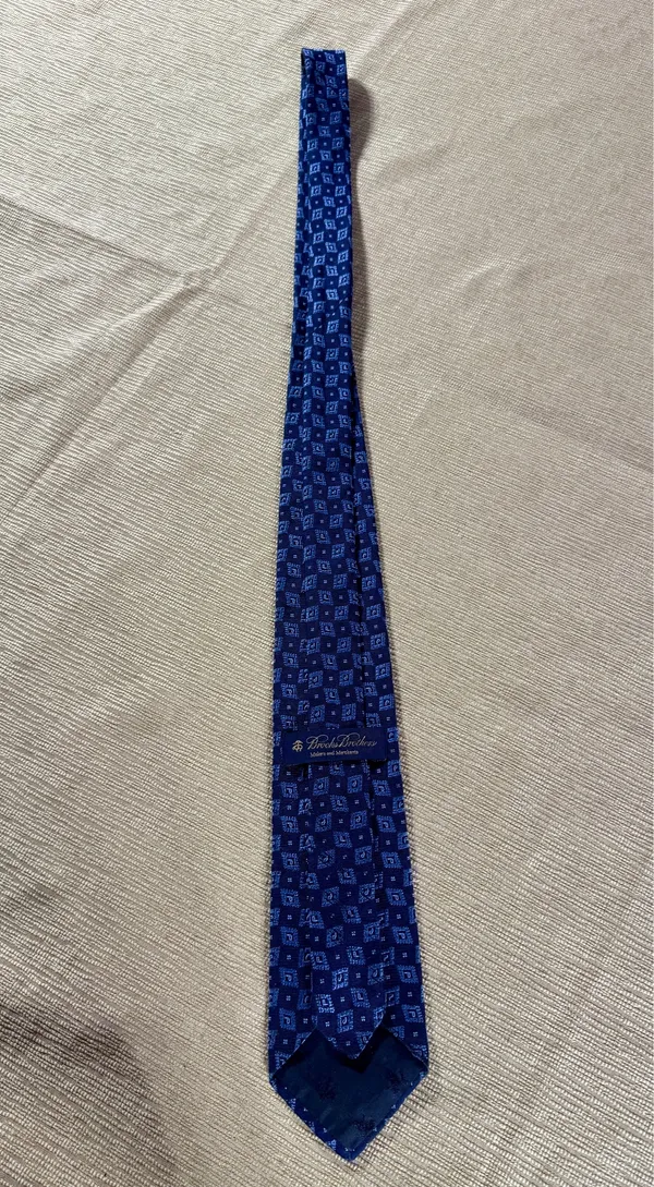 Brooks Brothers Men’s Tie Navy Blue Geometric Makers and Merchants 59.5” - Image 8