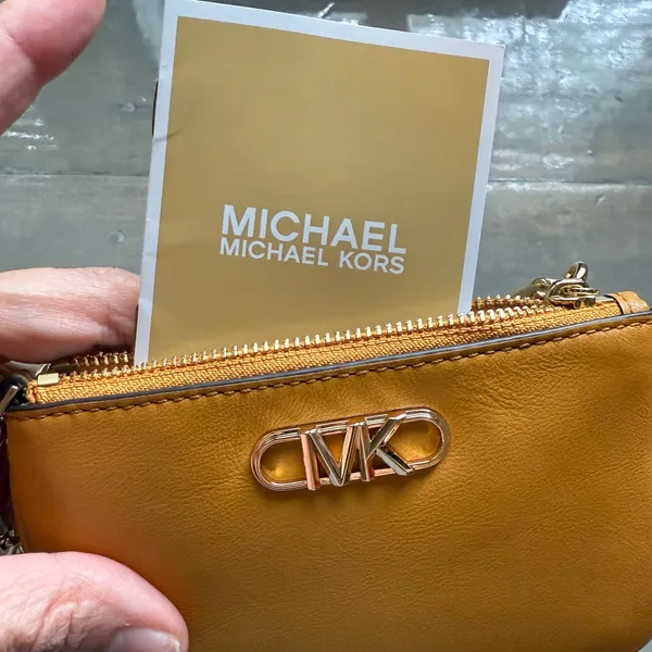 Michael Kors Parker Marigold Leather Zip Card Case Wristlet Wallet NWT - Image 4