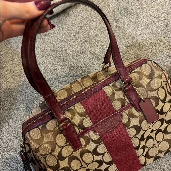 Coach Signature Stripe Purse - Image 3
