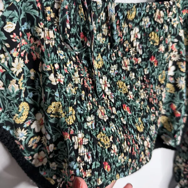 NWT Black Smocked Crop Top Floral Puff Sleeve Tie‎ Back Boho Romantic Medium - Image 7