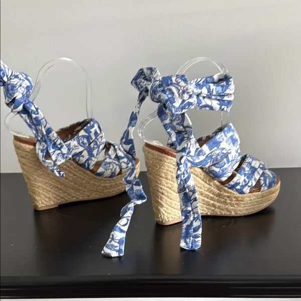 H&M Elegant Blue Patterned‎ Wedge Sandals Sz 37/6.5 - Image 5