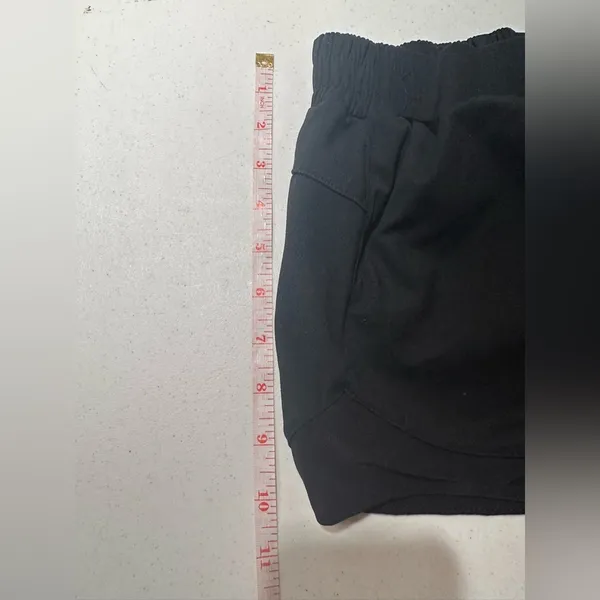 Lululemon Women’s Black Athletic Shorts No Tag, And No Drawstring - Image 5
