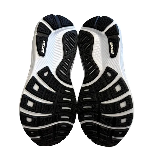 Brooks Women's Ghost 17 Running Shoe in Black/White, Size 8.5 - Image 6