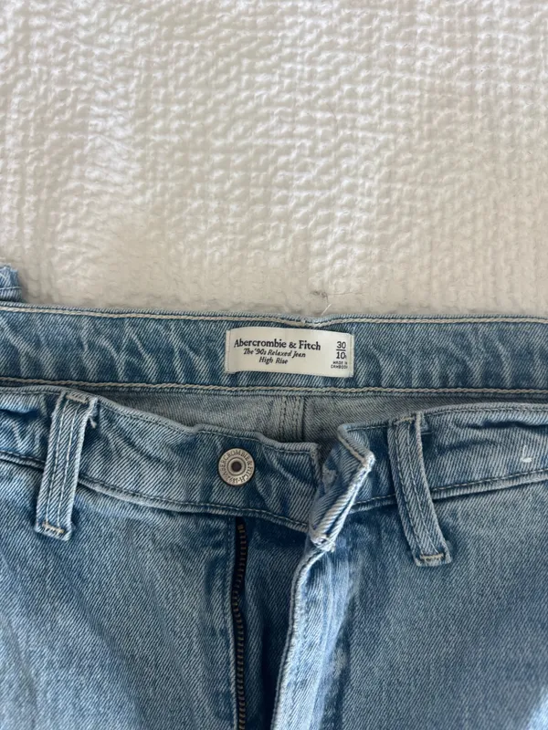 Abercrombie Jeans The 90s Relaxed High-Rise cargo - Image 3