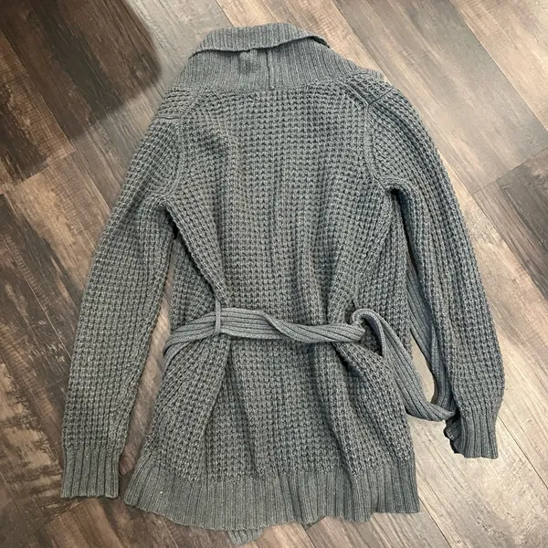Old Navy Charcoal Women's Belted Cardigan - Image 3