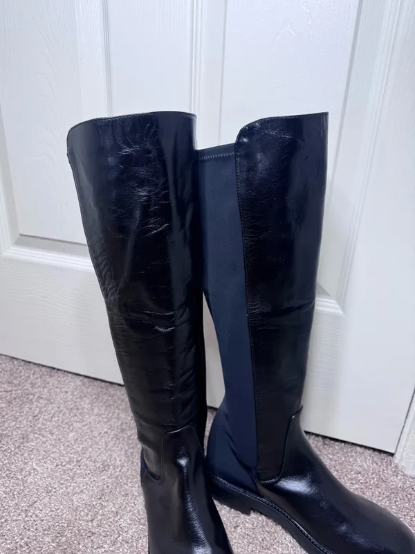 Theory Black Leather Knee-High Winter Boots(39) - Image 2