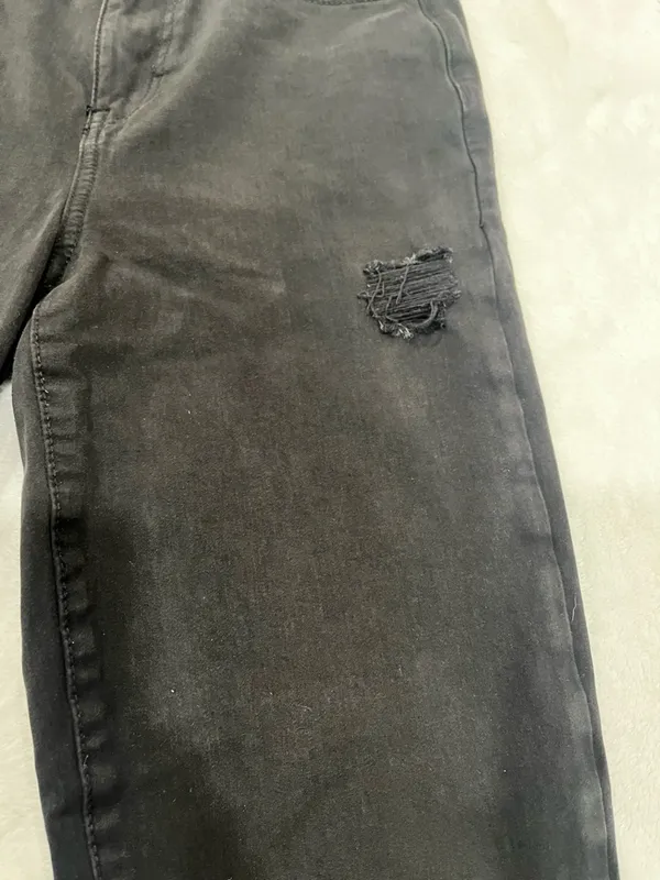 American Eagle Super Hi-Rise Jegging - Black Distressed -Size 6 - Image 12