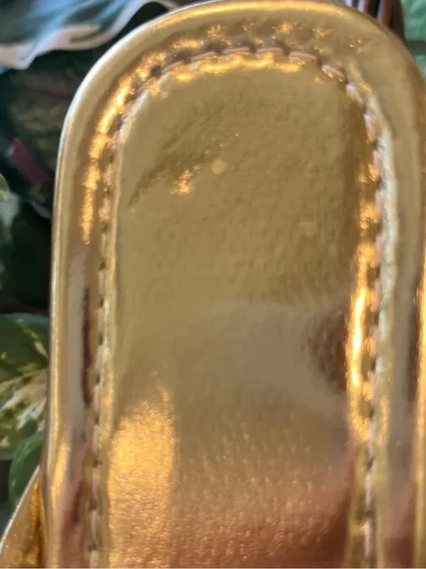 Gold Square Toe Sandals Flats Like New Size 38 Women’s 7.5 - Image 5