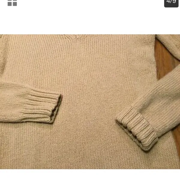 Vtg Banana Republic Women S/M Camel V-neck Sweater - Image 4