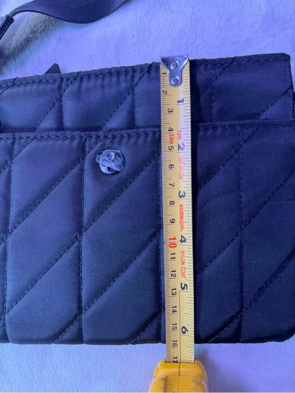 Nollie Black Quilted Crossbody Bag with Detachable Strap - Image 3