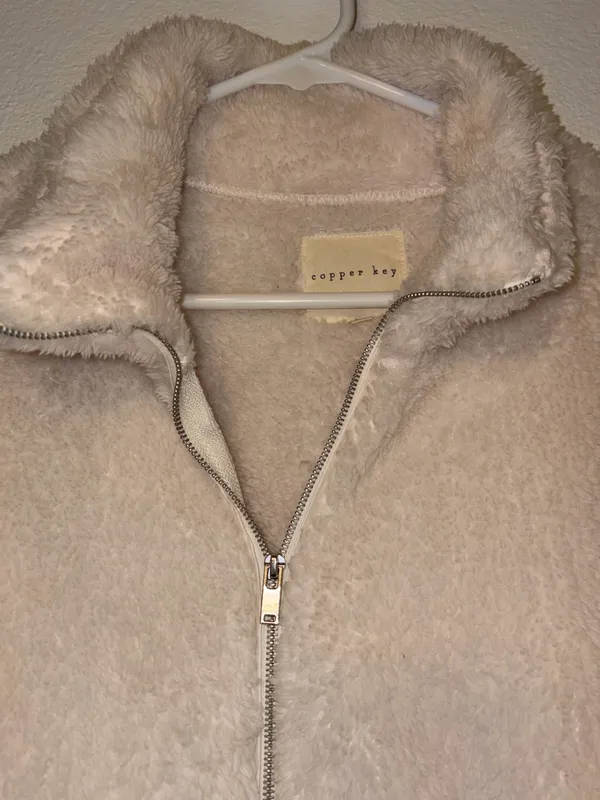 Copper Key Cream Sherpa Fleece Full Zip Jacket Medium - Image 8
