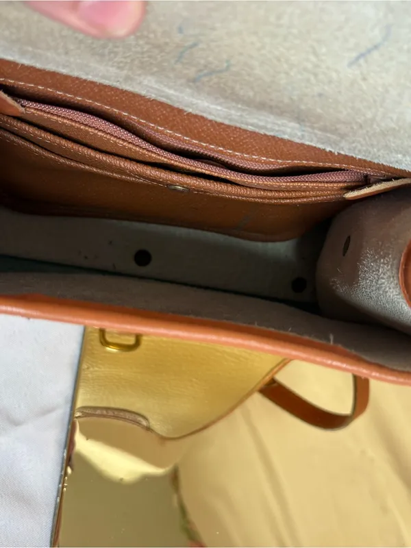 Dooney & Bourke Cream Pebbled Leather Crossbody with Tan Trim - Image 6