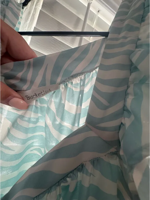 Bucketlist Boutique blue/white print Blue Size M - Image 2