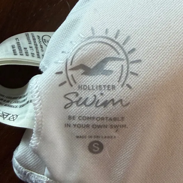 Hollister Swim Womens Small Blue White Tropical Toile Underwire Bikini Set 2pc - Image 4