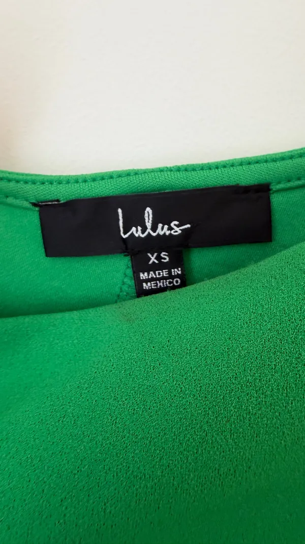 Green Lulus Dress - Image 3