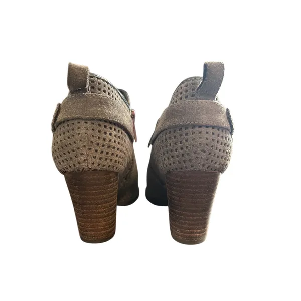 Franco Sarto Womens Olive Taupe Perforated‎ Suede Side Cutout Ankle Booties 6.5 - Image 4