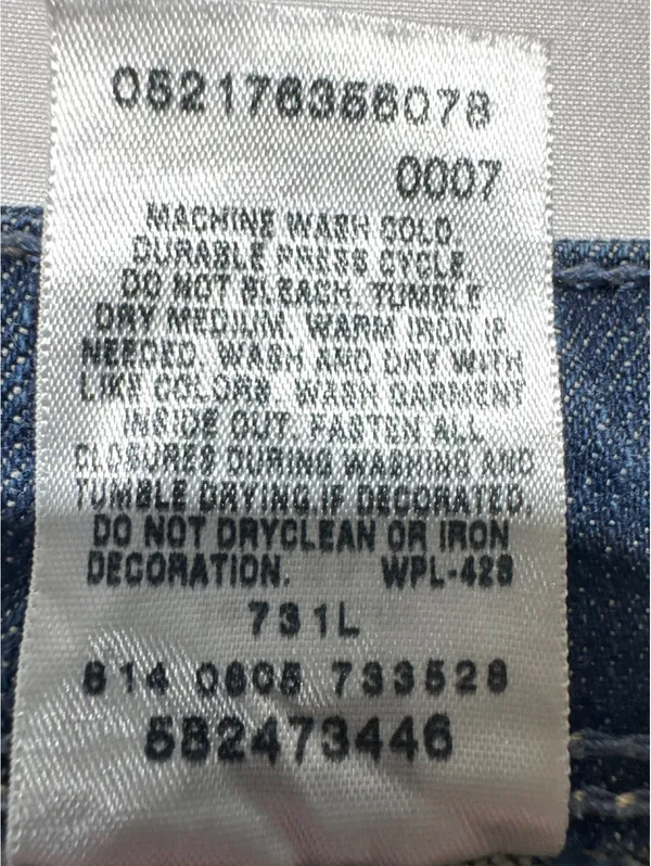 Levi's Night Blues Flared Jeans - Vintage Vibes with a Kick! - Image 7