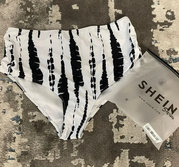 SheIn Maternity Bikini Set - Bottoms Never Worn - Image 2