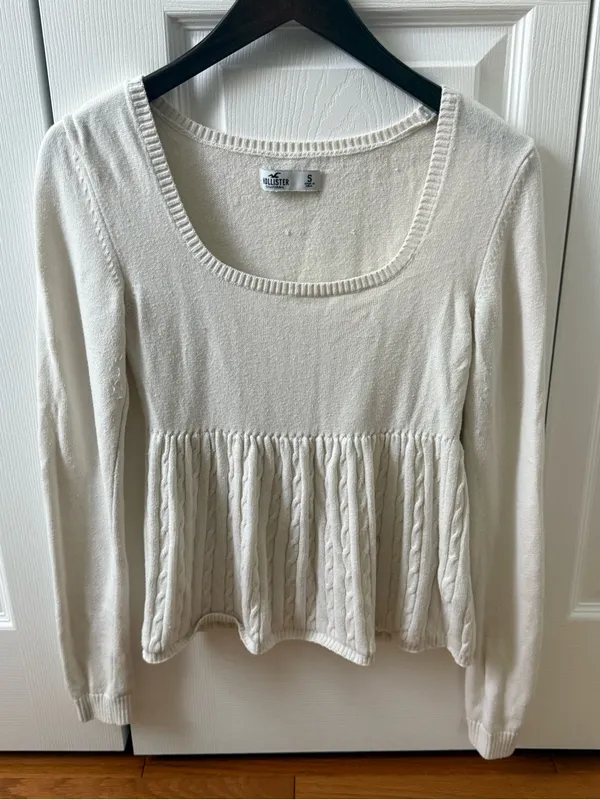 Hollister Babydoll Cable Knit White Sweater - Image 2