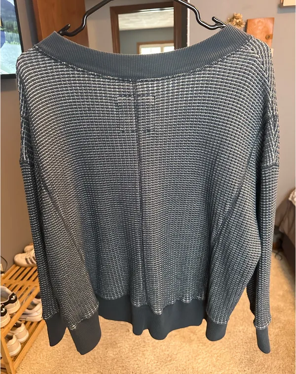 American Eagle V-Neck Sweater  - Image 2