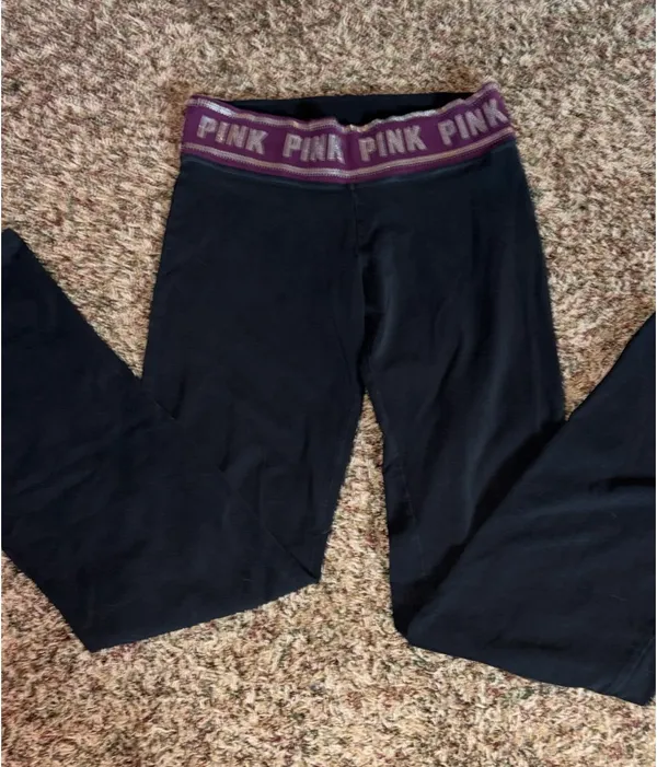 PINK Victoria's Secret Yoga Pants - Image 3