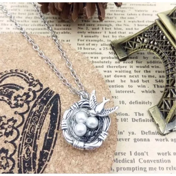 New Womens Vintage Inspired Silver Mama Bird W 3 Pearl Eggs 3 Kids Nest Necklace - Image 2