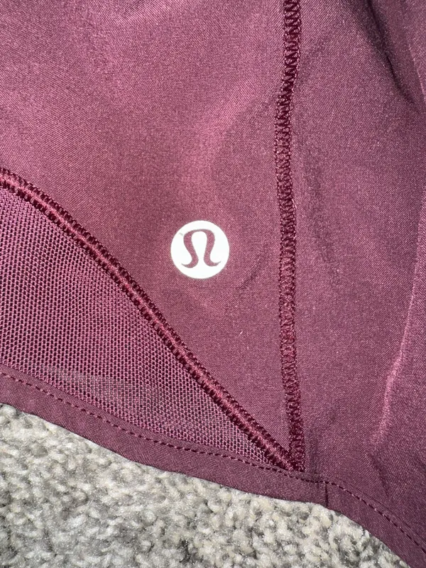 Lululemon Hotty Hot 2.5" - Image 3