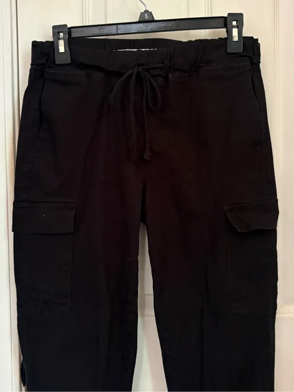 Tinseltown Black Jogger Style Cargo Pants with  Drawstring Waist - Image 5