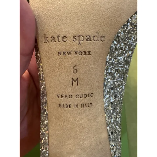Kate Spade Dolores Silver‎ Gold Glitter Block Heel Pumps Women Size 6 Display - Image 7