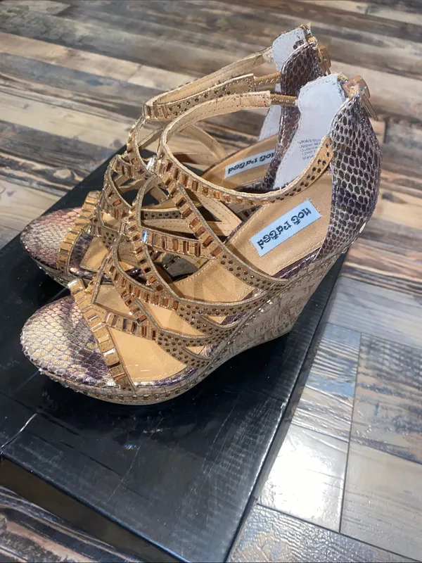 Not Rated Metallic Gold and Taupe Snake-Print Wedge Sandals - Image 3