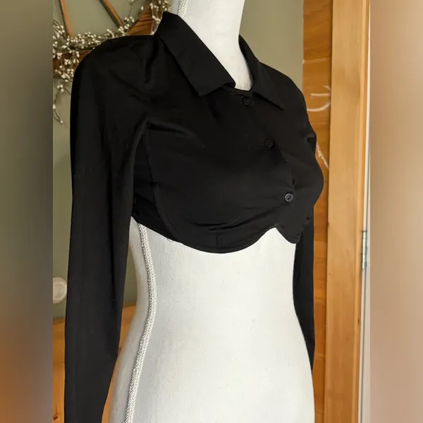 White Fox Pretty in Paris Black Long Sleeve Crop Top Size M sold out online - Image 2