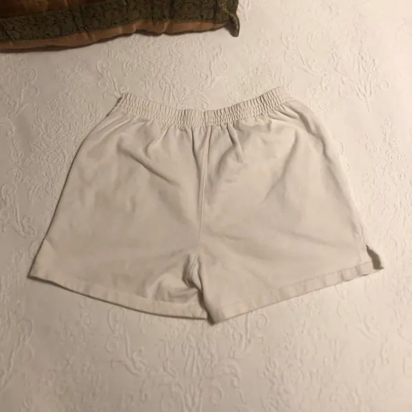 Brandy Melville Sweatshorts - Image 6