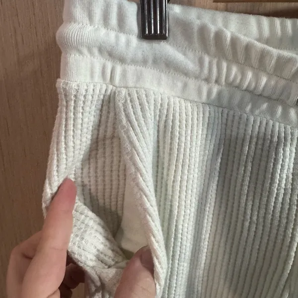 Women’s GAP Sweats White Knit Jogger Sweats Size XS - Image 4