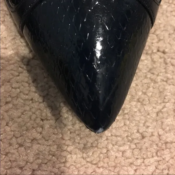 Jimmy Choo Navy Blue Snakeskin & Leather Pointed-Toe Pumps – Size 37.5 - Image 7