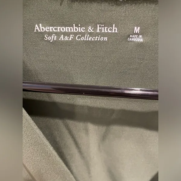 Abercrombie NWT Green Long Sleeve Bodysuit - Image 2