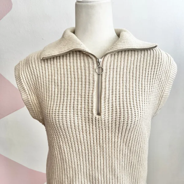 Cream Sweater Vest Cottagecore Preppy Academia Minimalist Retro Medium‎ - Image 2